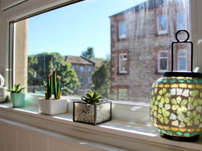 Beautiful, Newly Refurbished Flat Near City Centre