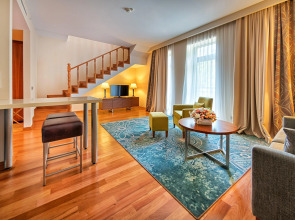 Отель Crowne Plaza Borjomi by IHG