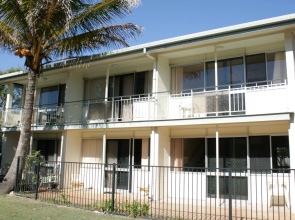 Pippies Beachhouse Units