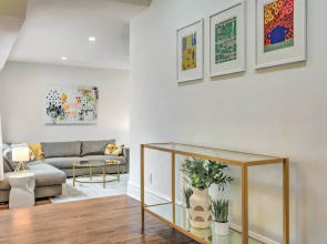 Oak Park Home w/ Grill - 5 Mi to Garfield Park!