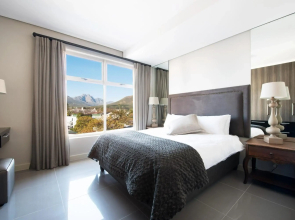 Lux Andringa Walk Apartments