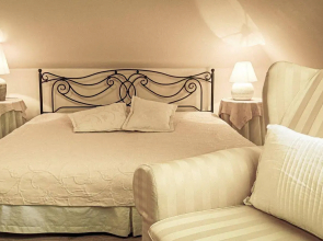 Villa Rosa Restaurant & Pension