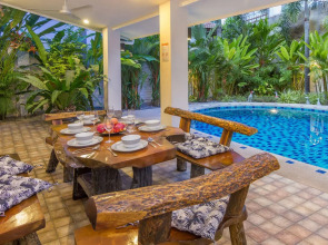 Villa Waree 5 minutes from City and Beach