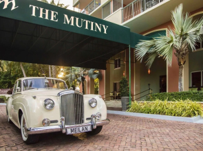 Mutiny Hotel