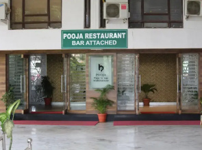 Hotel Pooja International