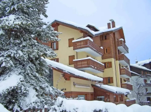 Hotel Bucaneve