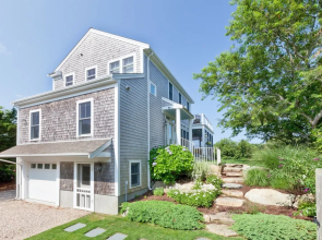12 Bayberry Lane Home 2 Bedrooms 3 Bathrooms Home