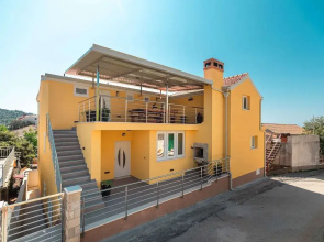 Fancy Apartments Dream - Comfort One Bedroom Apartment With Balcony and Sea View