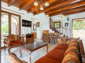 Kefalas Villas Collection