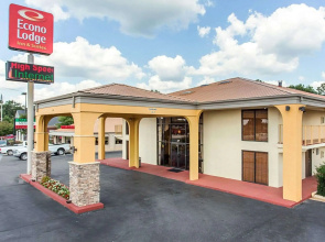 Econo Lodge Inn & Suites Griffin North