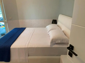 Coastal, 2-bedroom rental unit