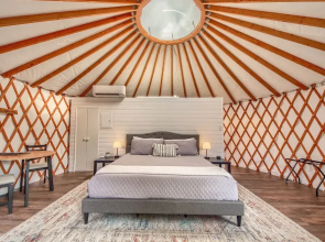 Ot 3515l Texas Yurt Haus: Longhorn 1 Bedroom Cabin by RedAwning