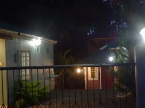 Green Garden Cottage