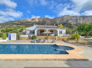 Viggo in J vea With 2 Bedrooms and 2 Bathrooms