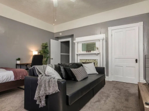 Historic 3BR home with backyard in Shelby Park