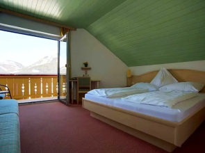 Pension Sonnenuhr