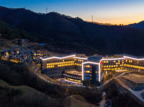 Ramada Hotel & Suites by Wyndham Gangwon Pyeongchang