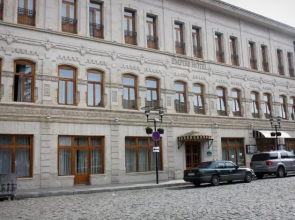 Hotel Empire
