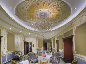 Royal Rose Abu Dhabi, a Curio by Hilton Affiliated Hotel