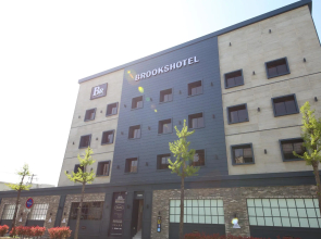 Brooks Hotel