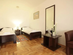 Hostel Royal