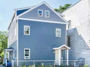 Bedrooms near Fenway & Downtown Boston