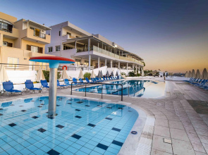 Horizon Beach Hotel