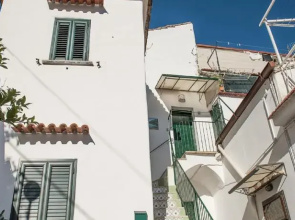 La Corte Di Raito