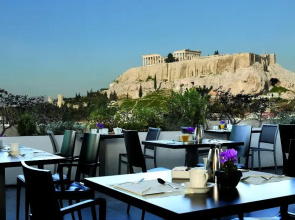 Athens Gate Hotel