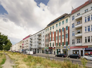 Holiday 33 Apartments ABCD Alexanderplatz