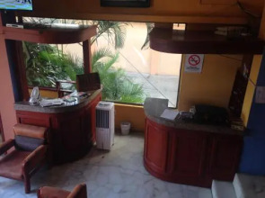 Hostal Manta Tropical