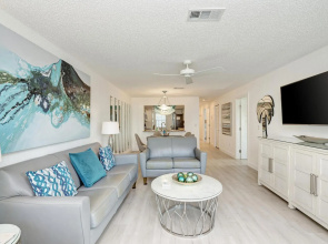 Anna Maria Island Absolute Anna Maria-private Beach Access-heated Pool-wi-fi