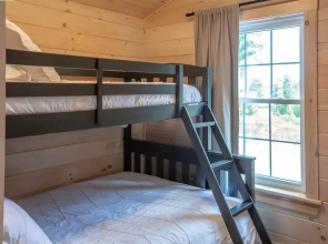 Nuthatch Limit 4 2 Bedroom Cabin