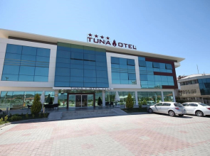 Tuna Hotel