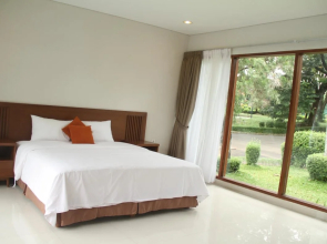 Country Woods Jakarta