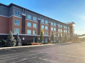 Cambria Suites Avon - Cleveland
