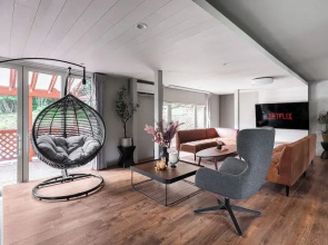 The Elysian Retreat