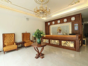 Royal Văn Phú Hotel