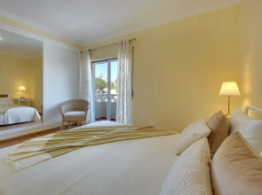 Eagle Eye Villa