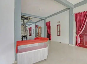 Hotel O Arsen House
