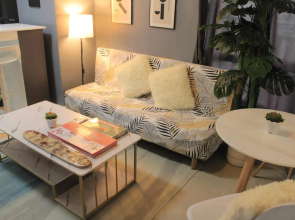 A2J Luxury BGC 2BR Loft Near Malls, Burgos Circle