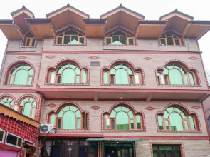 OYO 66476 Hotel Divine Kashmir
