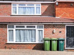 Heathrow Living St Annes Svcs Hse 5 BDRM