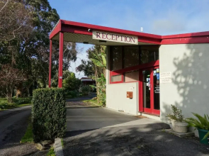 Coal Creek Motel