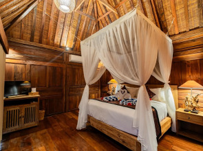 Madani Antique Villas