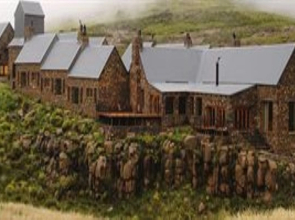 Tenahead Mountain Lodge