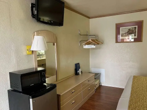 Travelodge By Wyndham Holbrook