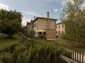Modern Accommodation, Just Renovated, Private Garden, Wifi, Near Treviso