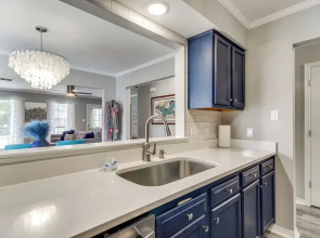 Walk to Beach, Fenced Patio: Bay St Louis Getaway!