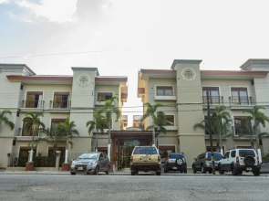 Macaws Ocean Club #8 - 2 Br Condo